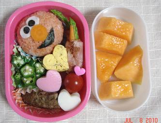 デコふりを使った エルモのキャラ弁 キャラクター弁当